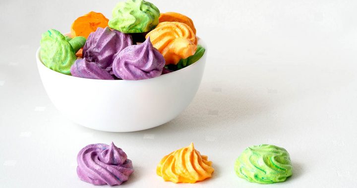 zdjęcie kolorowych bez w misce